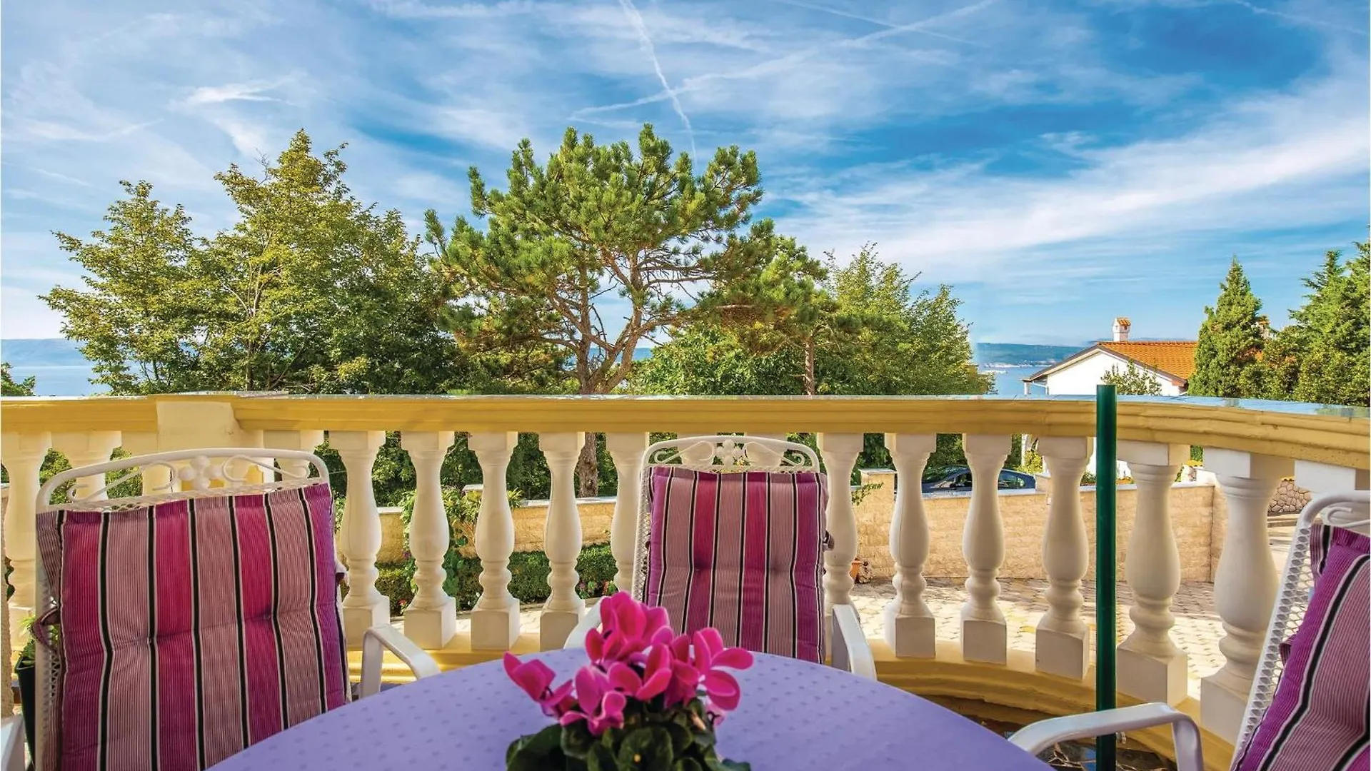 Cozy Apartment In Crikvenica With Wifi